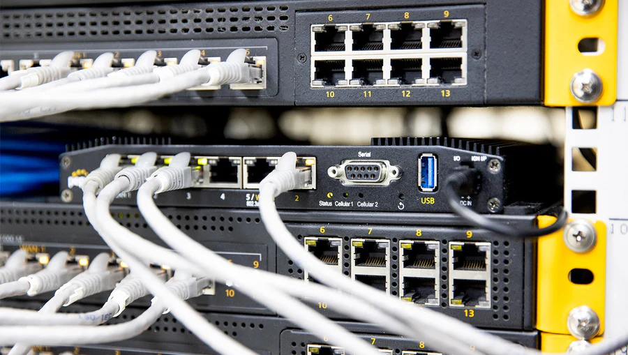 SARcom 19-inch rackmount Peplink bonded internet system for emergency operations centres